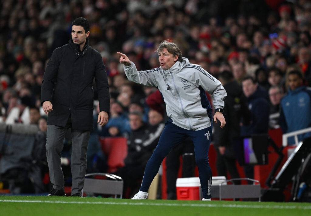 Arsenal assistant linked with Elche managerial vacancy 3 Arsenal coach Gabriel Heinze shouts instructions as manager Mikel Arteta looks on during the Premier League match between Arsenal and Brighton & Hove Albion at Emirates Stadium on December 27, 2025 in London,