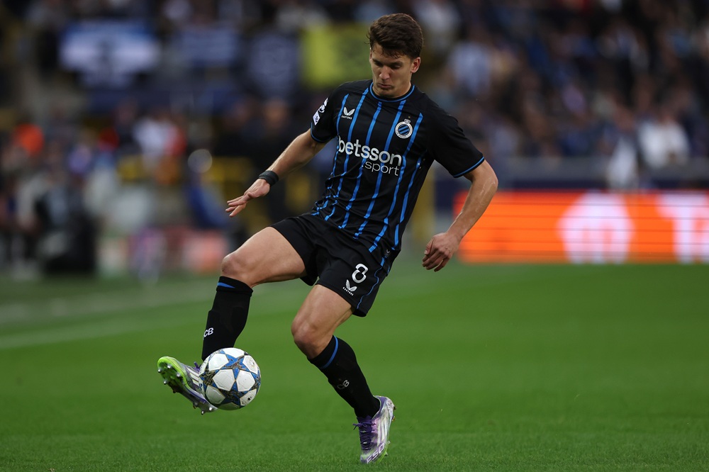 Arsenal working on deal for £34.5m-rated winger 2 Christos Tzolis of Club Brugge in action during the UEFA Champions League 2025/26 League Phase MD1 match between Club Brugge KV and AS Monaco at Jan Breydelstadion on September 18, 2025 in Bruges, Belgium. (Photo by Dean Mouhtaropoulos/Getty Images)