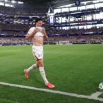 Declan Rice #4 of England pepares to take a corner kick during the FIFA World Cup 2026 Group L match between England and Croatia at Dallas Stadium on June 17, 2026 in Arlington, Texas. (Photo by Michael Steele/Getty Images)