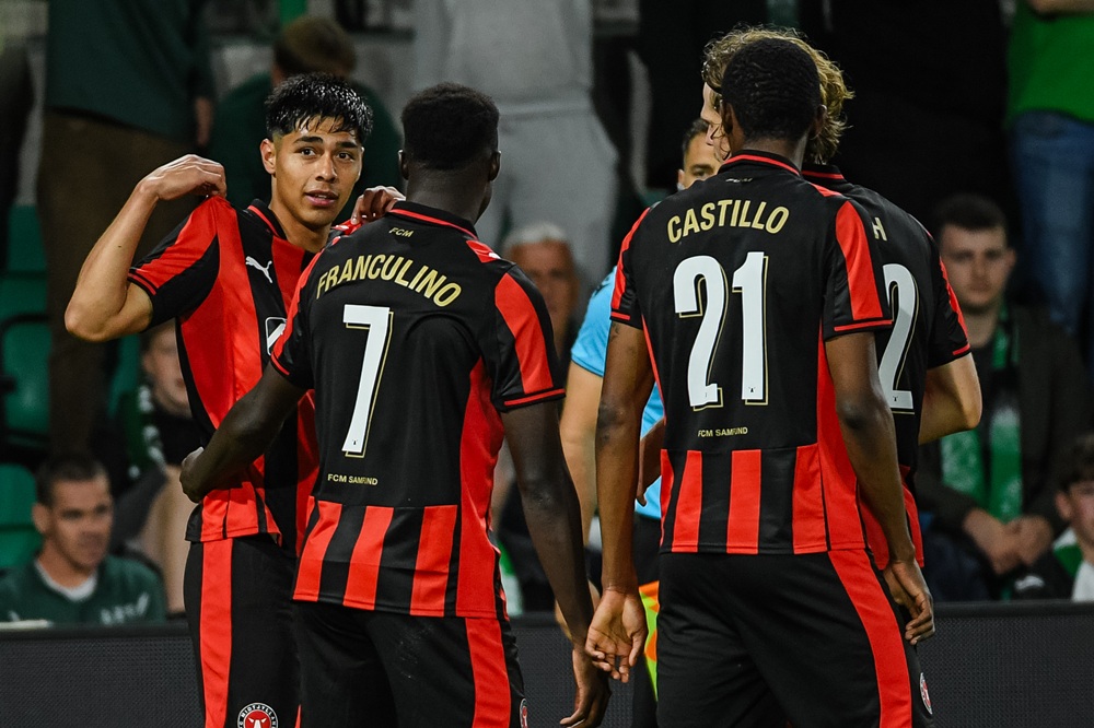 Darío Osorio of FC Midtjylland scores in extra time for 1-0 during the UEFA Europa League 2025/26 second qualifying round second leg match between Hibernian and Midtjylland at Easter Road on July 31, 2025 in Edinburgh, Scotland. (Photo by Euan Cherry/Getty Images)