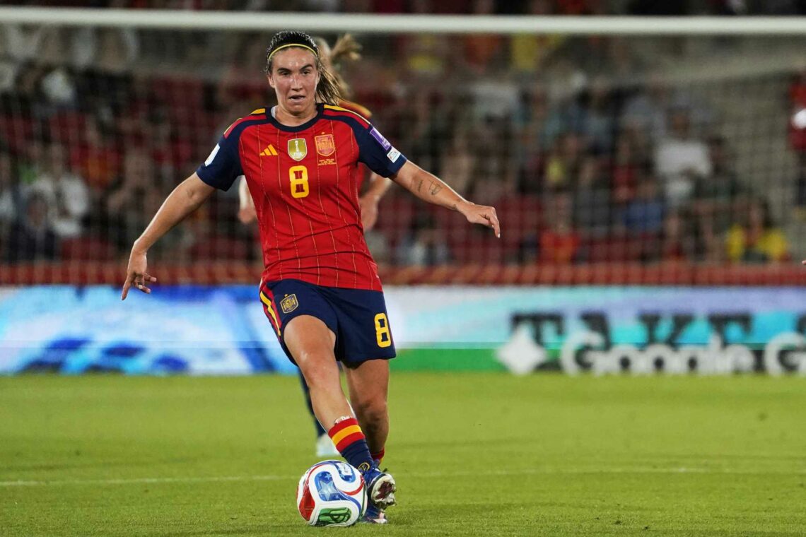 Mariona Caldentey of Spain runs with the ball during the FIFA Women's World Cup 2027 Qualifier match between Spain and England at Estadi de Son Moi...