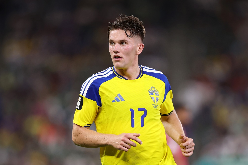 Viktor Gyokeres #17 of Sweden looks on during the FIFA World Cup 2026 Group F match between Sweden and Tunisia at Monterrey Stadium on June 14, 2026 in Monterrey, Mexico. (Photo by Luke Hales/Getty Images)
