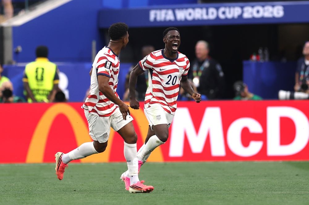 Former Gunner with sell-on clause scores World Cup brace 1 Folarin Balogun of the United States celebrates scoring his team's second goal during the FIFA World Cup 2026 Group D match between USA and Paragua...