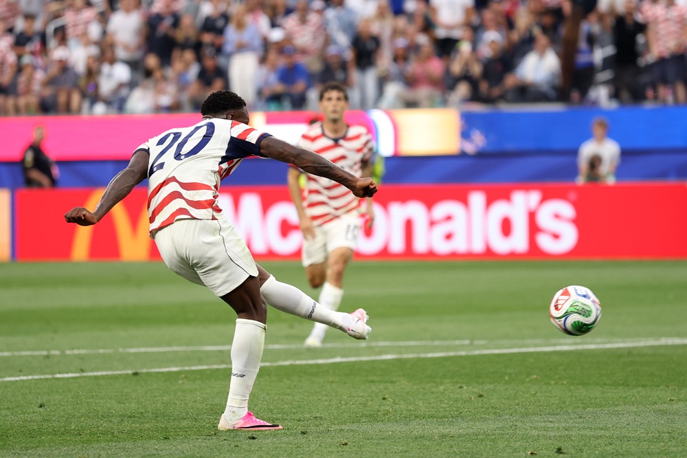 Former Gunner with sell-on clause scores World Cup brace 4 Folarin Balogun of the United States scores his team's third goal during the FIFA World Cup 2026 Group D match between USA and Paraguay at Los Angeles Stadium on June 12, 2026 in Los Angeles, California. (Photo by Richard Heathcote/Getty Images)