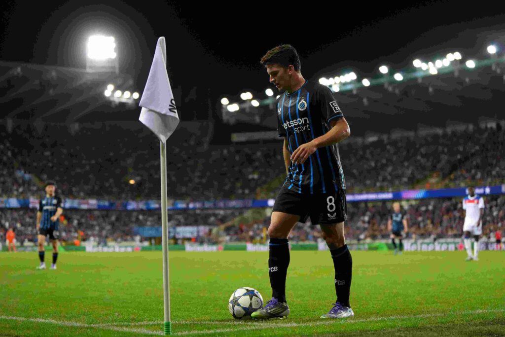 Manager confirms 24yo winger will sign for Arsenal 2 Christos Tzolis #8 of Club Brugge KV walks to take a corner kick in the first half of the UEFA Champions League Play-offs Round Second Leg match between Club Brugge and Rangers
