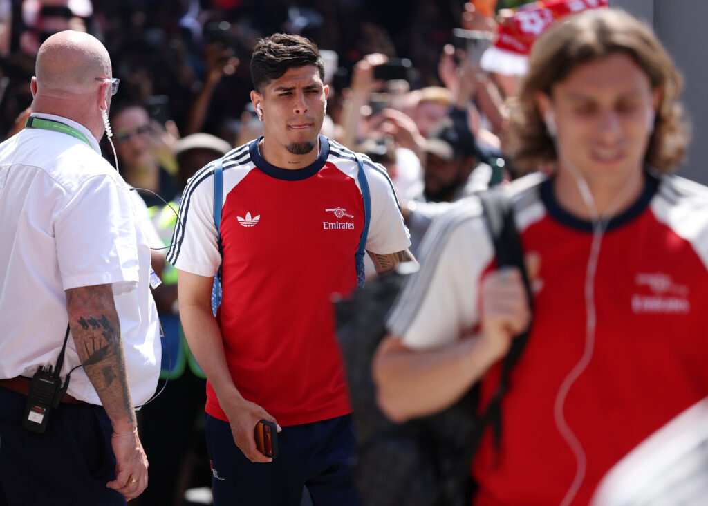 Piero Hincapie sets tone for Arsenal's new season 4 LONDON, ENGLAND - MAY 24: Piero Hincapie of Arsenal arrives at the stadium prior to the Premier League match between Crystal Palace and Arsenal at Selhurst Park on May 24, 2026 in London, England. (Photo by Justin Setterfield/Getty Images)