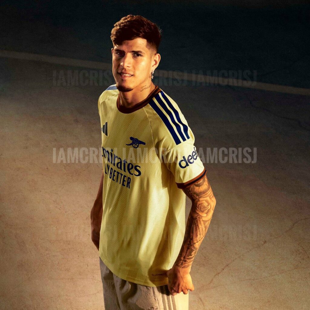 Piero Hincapie in Arsenal's 2026/27 third kit shirt (Photo via @IamCrisJ on Twitter)