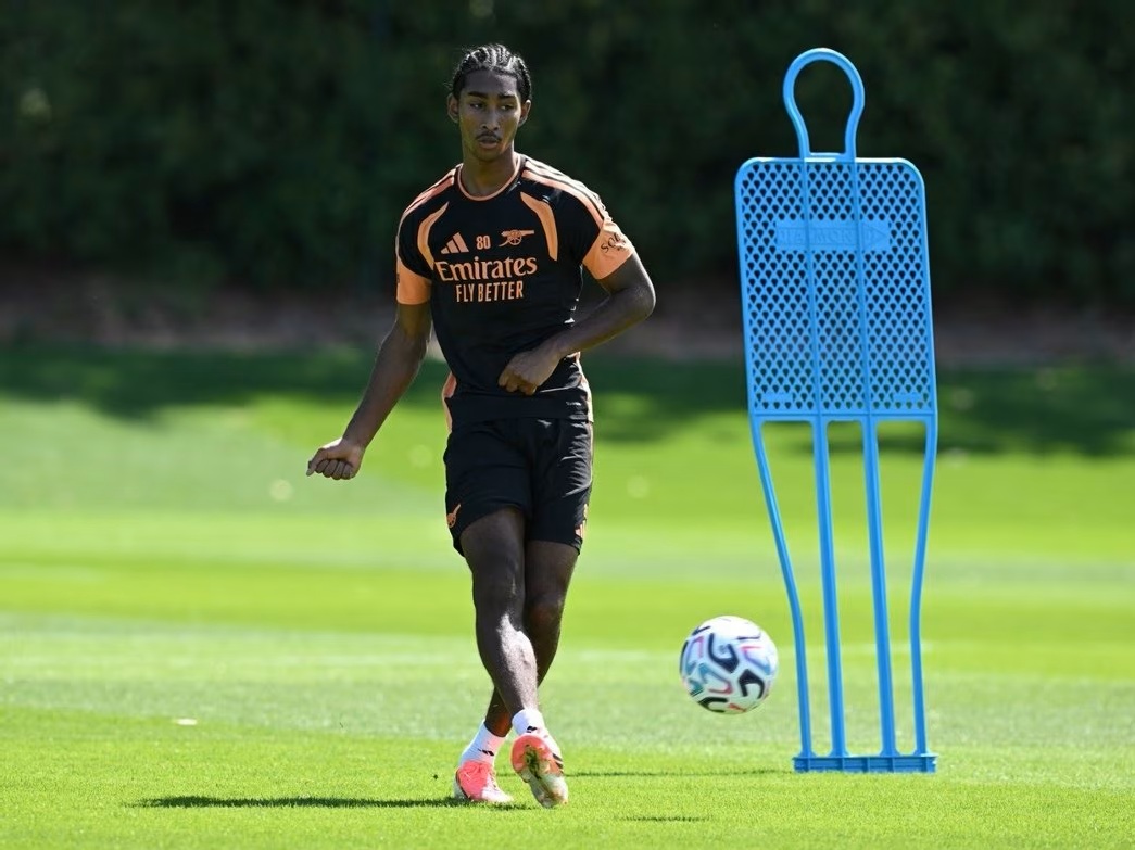 Marli Salmon in pre-season training with the Arsenal u21s (Photo via Arsenal.com)