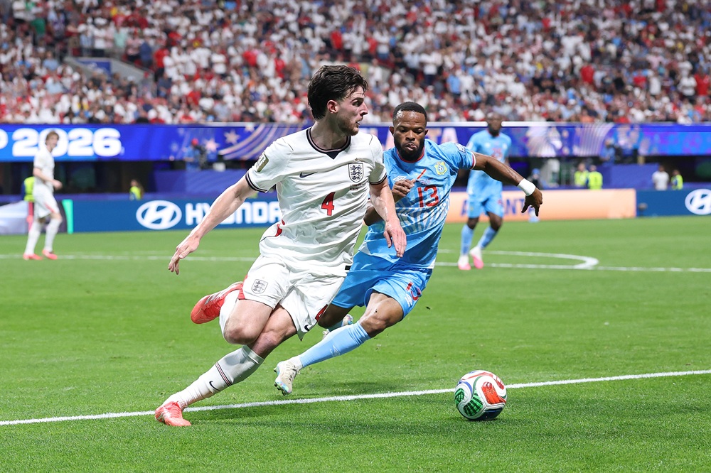 Declan Rice shares his true feelings on playing right-back 1 Declan Rice #4 of England runs with the ball during the FIFA World Cup 2026 Round Of 32 match between England and Congo DR at Atlanta Stadium on Ju...