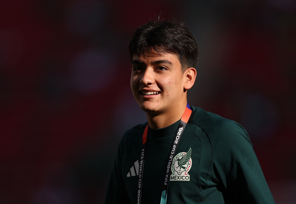 Gilberto Mora #19 of Mexico is seen during the pitch inspection before the FIFA World Cup 2026 Group A match between Mexico and Korea Republic at Guadalajara Stadium on June 18, 2026 in Zapopan, Mexico. (Photo by Luke Hales/Getty Images)