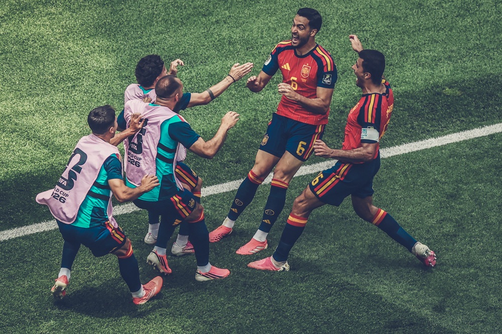 Spain legend compares Arsenal star to David Villa 4 Mikel Merino #6 of Spain celebrates the team's second goal with teammates during the FIFA World Cup 2026 Quarter Final match between Spain and Belgium at Los Angeles Stadium on July 10, 2026 in Inglewood, California. (Photo by Alex Grimm/Getty Images)