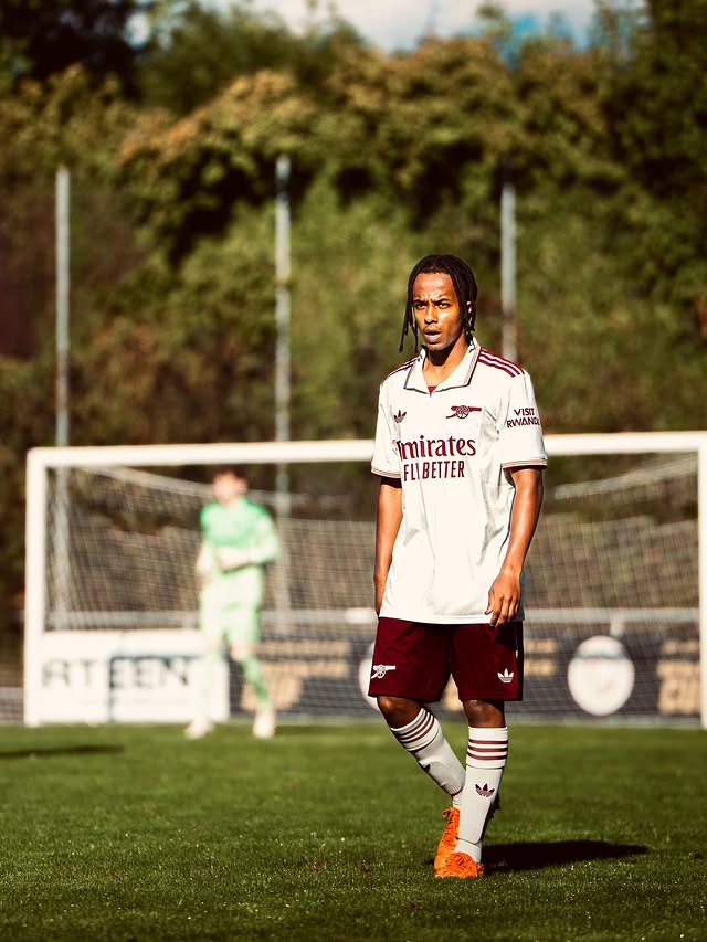 Kaleab Meron with Arsenal (Photo via Kal Meron on Instagram)