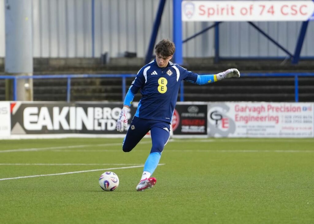 Phoenix Blayney with the Northern Ireland youth teams (Photo via Blayney on Instagram)