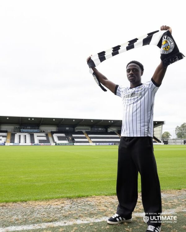 Ismeal Kabia with St. Mirren (Photo via St. Mirren Football Club on Instagram)