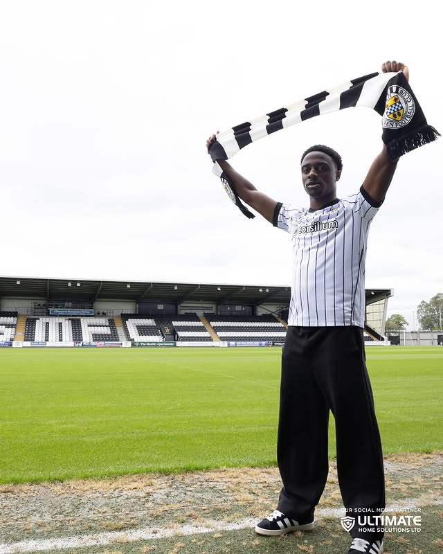 Ismeal Kabia with St. Mirren (Photo via St. Mirren Football Club on Instagram)