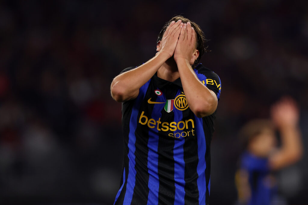 Arsenal lead race for £73m striker 5 PERTH, AUSTRALIA - AUGUST 05: Francesco Pio Esposito of FC Internazionale reacts to a missed scoring opportunity during the pre-season match between AC Milan and FC Internazionale at Optus Stadium on August 05, 2026 in Perth, Australia. (Photo by Janelle St Pierre/Getty Images)