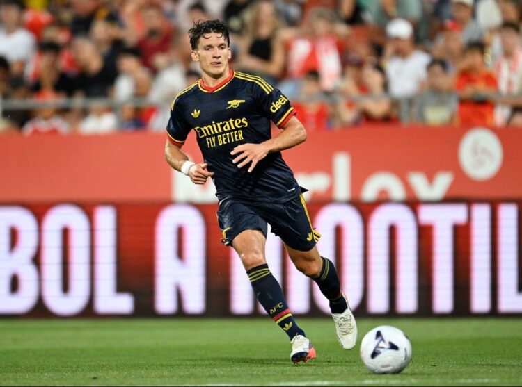 Christos Tzolis playing for Arsenal (Photo via Arsenal.com)