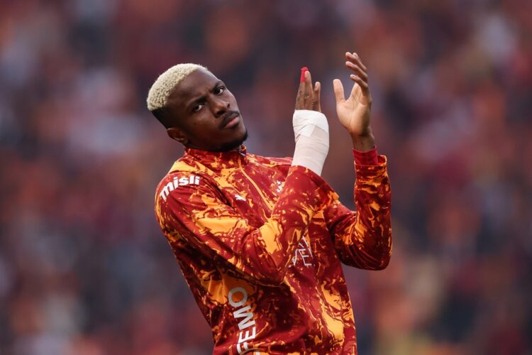Victor Osimhen of Galatasaray warms up during the Trendyol Süper Lig match between Galatasaray SK and Fenerbahçe SK at Rams Park Stadium on April 2...