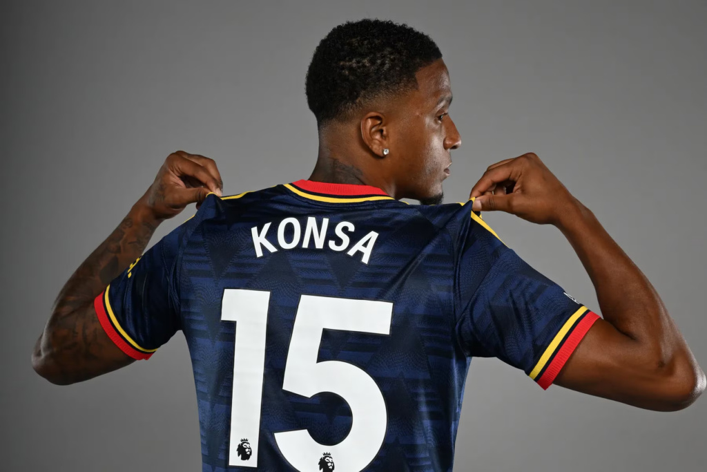Ezri Konsa in Arsenal's away strip