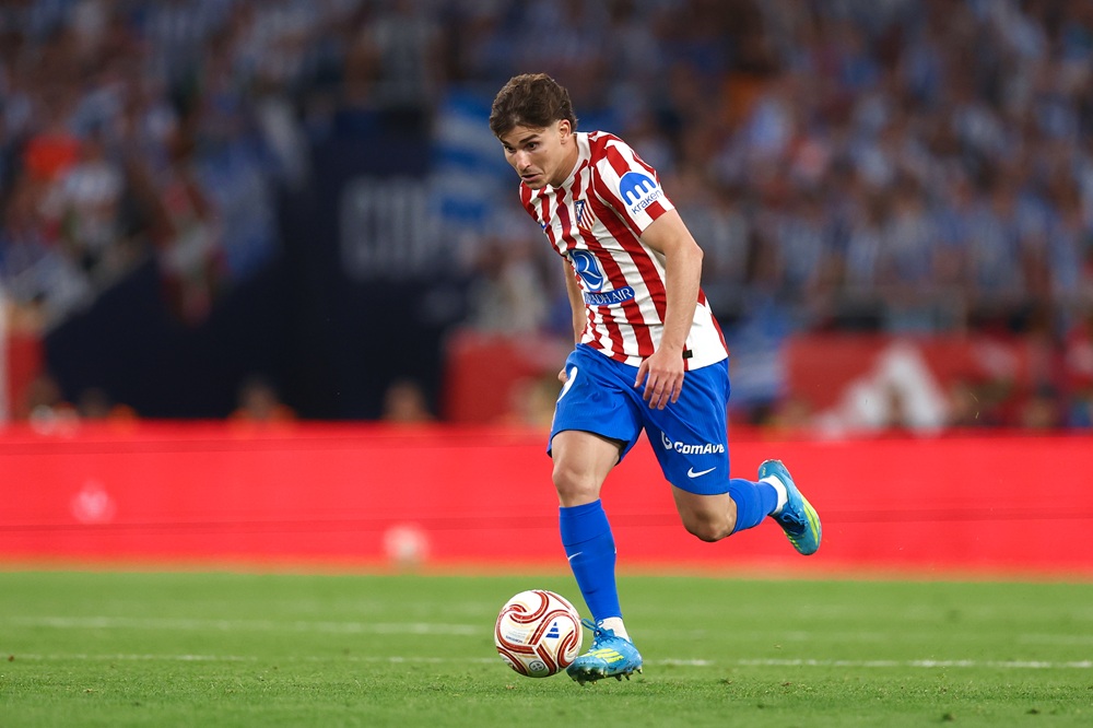 Julian Alvarez of Atletico de Madrid in action during the Copa del Rey Final match between Atletico de Madrid and Real Sociedad at Estadio de La Cartuja on April 18, 2026 in Seville, Spain. (Photo by Fran Santiago/Getty Images)