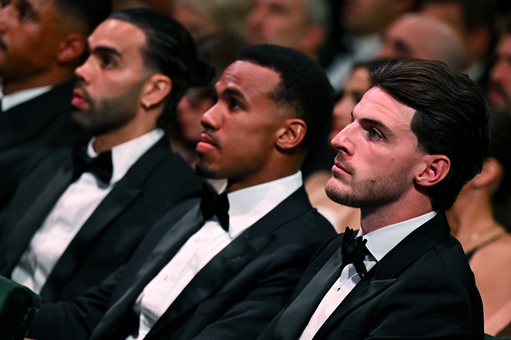 David Raya ,Gabriel Magalhães and Declan Rice of Arsenal during the 2026 PFA Awards at the Manchester Opera House on August 25, 2026 in Manchester, England. (Photo by Jeff Spicer/Getty Images)