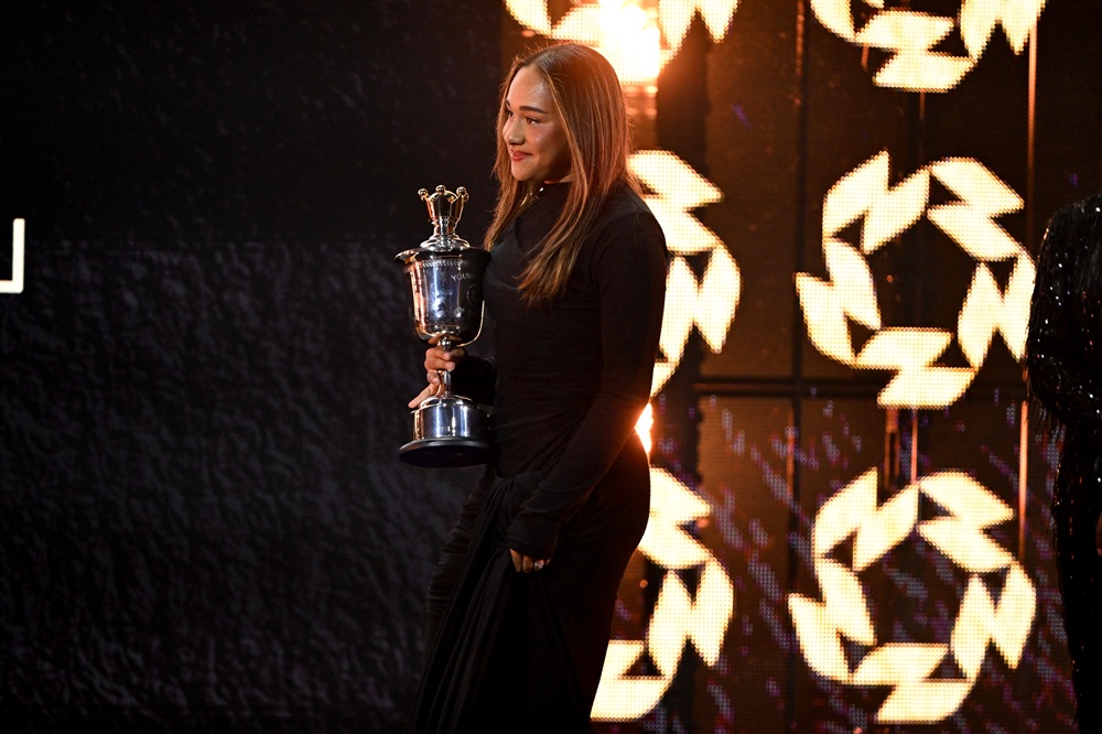 Olivia Smith of Arsenal Women wins the Women's Young Player of the Year award during the 2026 PFA Awards at the Manchester Opera House on August 25, 2026 in Manchester, England. (Photo by Jeff Spicer/Getty Images)