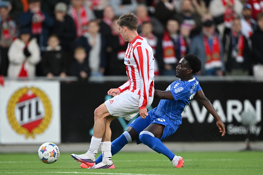 Amario Cozier-Duberry of Brighton and Hove Albion gets in a sho during the UEFA Conference League 2026/27 Play Off Round First Leg match between Tromso v Brighton & Hove Albion at Romssa Arena on August 20, 2026 in Tromso, Norway. (Photo by Mike Hewitt/Getty Images)