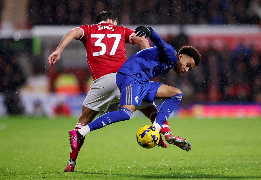 Louis Page of Leicester City is challenged by Matthew James of Wrexham during the Sky Bet Championship match between Wrexham AFC and Leicester City at Racecourse Ground on January 20, 2026 in Wrexham, Wales. (Photo by Alex Livesey/Getty Images)