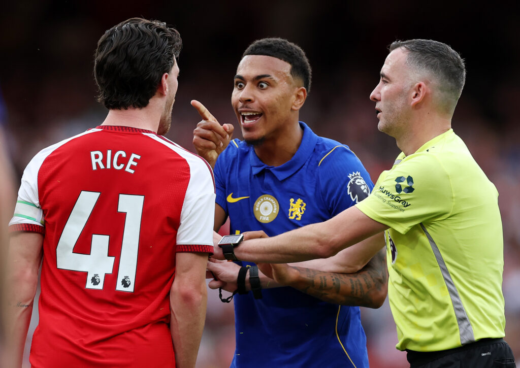 LONDON, ENGLAND - SEPTEMBER 06: Morgan Rogers of Chelsea reacts with Declan Rice of Arsenal during the Premier League 2026/27 match between Arsenal FC and Chelsea FC at Emirates Stadium on September 06, 2026 in London, England. (Photo by Ryan Pierse/Getty Images)