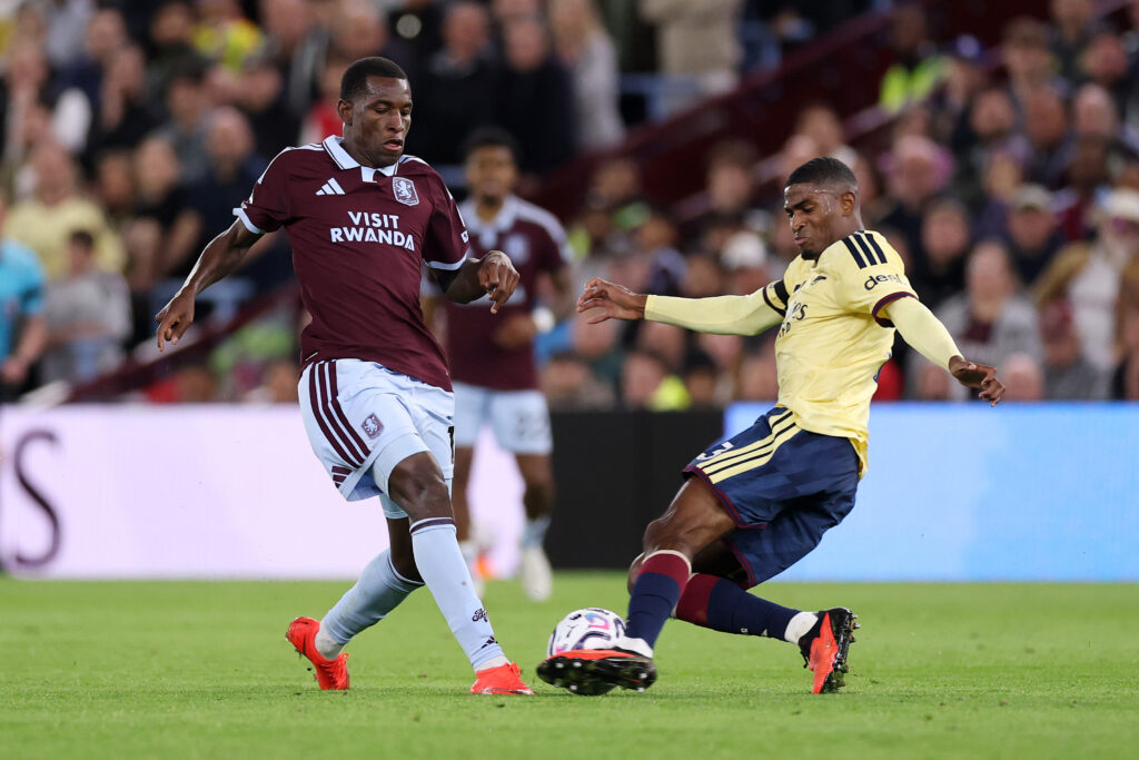 BIRMINGHAM, ENGLAND - AUGUST 31: Nicolas Jackson of Aston Villa is challenged by Cristhian Mosquera of Arsenal during the Premier League 2026/27 match between Aston Villa FC and Arsenal FC at Villa Park on August 31, 2026 in Birmingham, England. (Photo by Carl Recine/Getty Images)