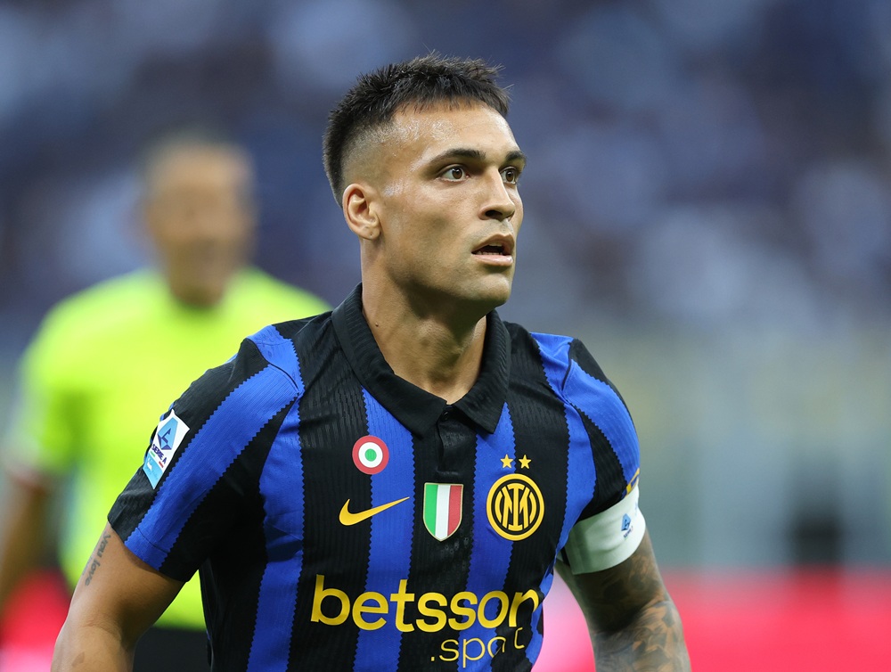 Lautaro Martinez of Internazionale in action during the Serie A match between FC Internazionale and AC Monza at Stadio Giuseppe Meazza on August 22...