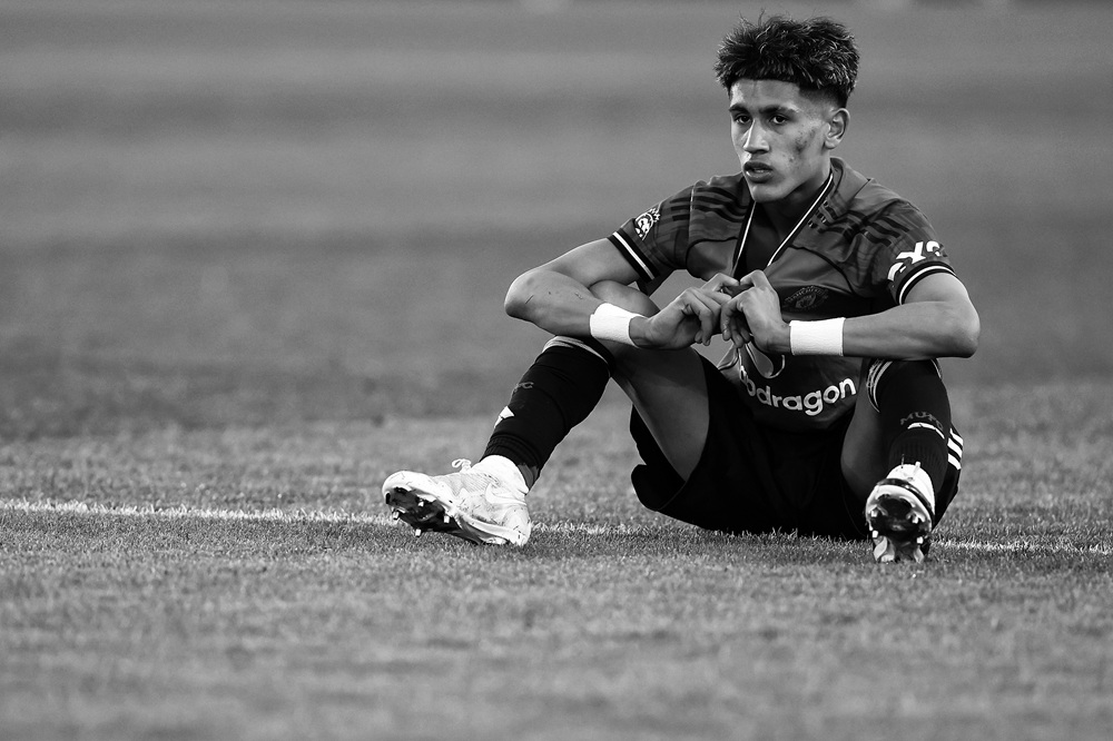 Arsenal-linked talent requests Manchester United contract termination 2 JJ Gabriel of Manchester United looks dejected after the team's defeat during the FA Youth Cup Final match between Manchester City and Manchester United at Joie Stadium on May 14, 2026 in Manchester, England. (Photo by Naomi Baker/Getty Images)
