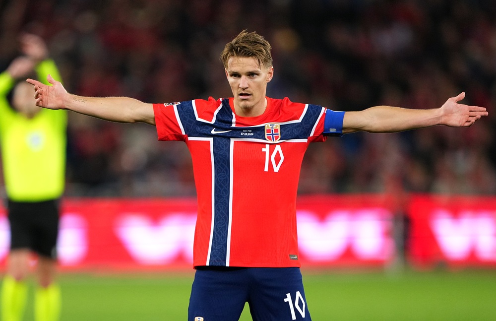 Martin Odegaard of Norway reacts during the UEFA Nations League 2026/27 group phase match between Norway and Portugal at Ullevaal Stadion on September 27, 2026 in Oslo, Norway. (Photo by Marius Nordnes / Nordnes Foto/Getty Images)