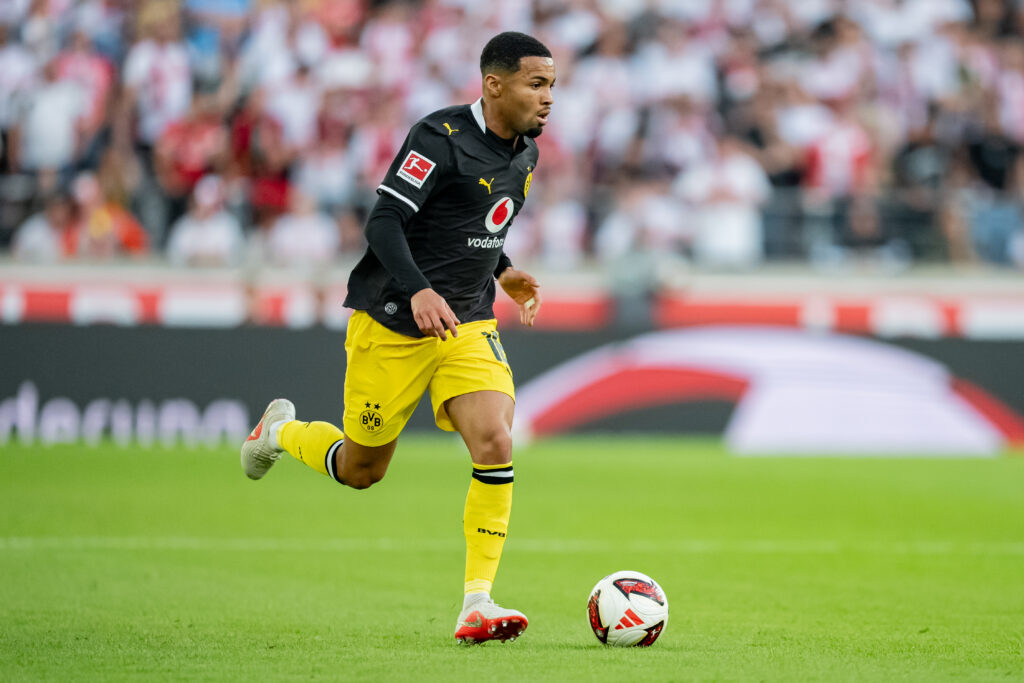 STUTTGART, GERMANY - SEPTEMBER 19: Ethan Nwaneri of team Dortmund during the Bundesliga 2026/27 match between VfB Stuttgart and Borussia Dortmund at MHPArena on September 19, 2026 in Stuttgart, Germany. (Photo by Sona Maleterova/Getty Images)