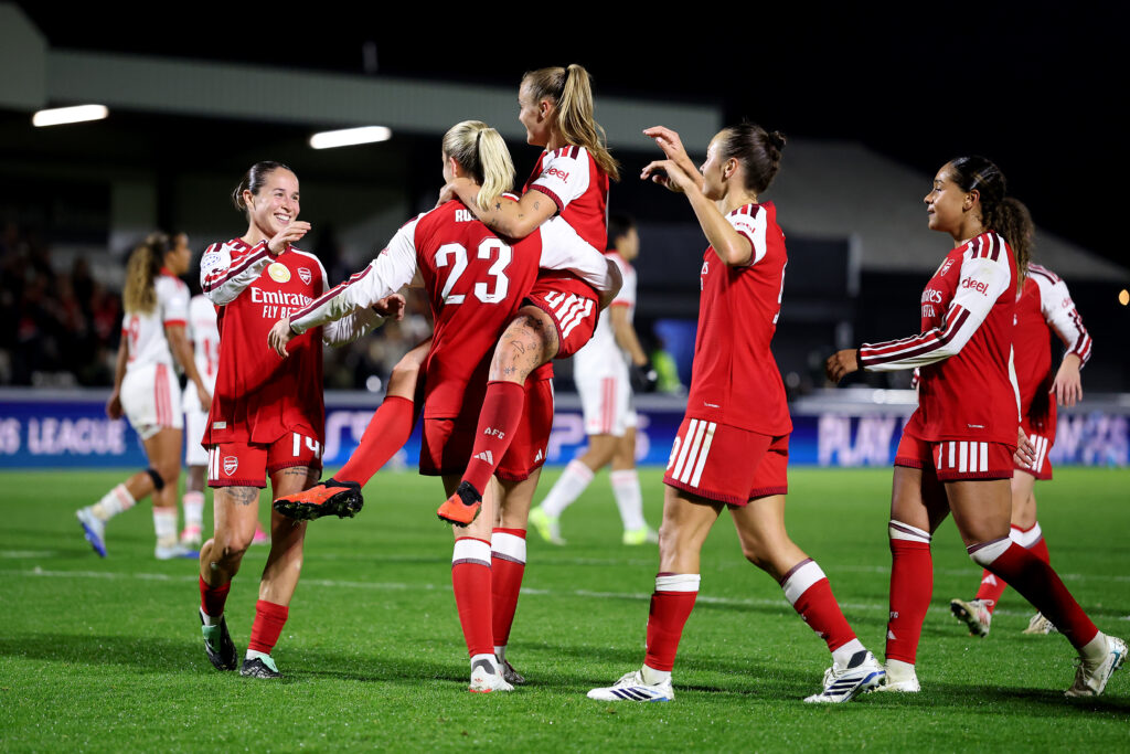 BOREHAMWOOD, ENGLAND - OCTOBER 28: Alessia Russo of Arsenal celebrates with teammates Georgia Stanway and Geraldine Reuteler of Arsenal after scoring her team’s third goal from the penalty spot during the UEFA Women's Champions League 2026/27 League Phase MD3 match between Arsenal FC and SL Benfica at Meadow Park on October 28, 2026 in Borehamwood, England. (Photo by Justin Setterfield/Getty Images)