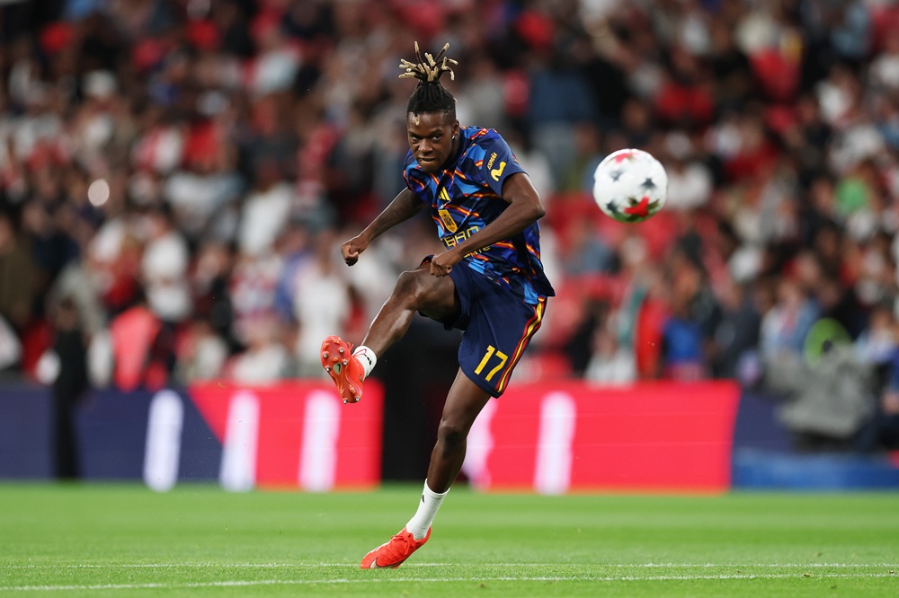 Nico Williams confirms 'countless offers' during Arsenal transfer pursuit 2 Nico Williams of Spain warms up before the UEFA Nations League 2026/27 group phase match between England and Spain at Wembley Stadium on September 26, 2026 in London, England. (Photo by Justin Setterfield/Getty Images)