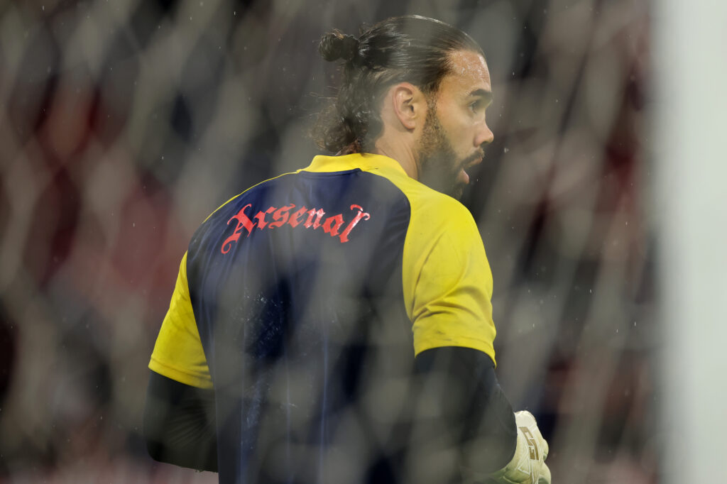MUNICH, GERMANY - OCTOBER 21: David Raya of Arsenal FC warms up prior to the UEFA Champions League 2026/27 League Phase MD3 match between FC Bayern München and Arsenal FC at Football Arena Munich on October 21, 2026 in Munich, Germany. (Photo by Alex Grimm/Getty Images)