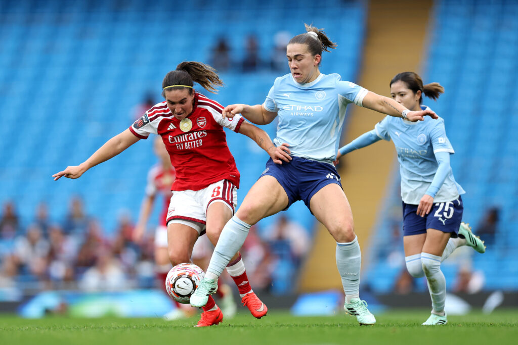 Mariona Caldentey replaced in Spain squad after hamstring injury that ‘doesn’t look good’ 2 MANCHESTER, ENGLAND - OCTOBER 04: Mariona Caldentey of Arsenal is challenged by Sam Coffey of Manchester City during the Barclays Women's Super League 2026/27 match between Manchester City and Arsenal FC at Etihad Stadium on October 04, 2026 in Manchester, England. (Photo by Alex Livesey/Getty Images)