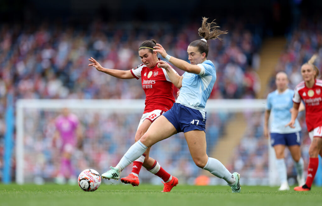 Mariona Caldentey replaced in Spain squad after hamstring injury that ‘doesn’t look good’ 4 MANCHESTER, ENGLAND - OCTOBER 04: Mariona Caldentey of Arsenal is challenged by Sam Coffey of Manchester City during the Barclays Women's Super League 2026/27 match between Manchester City and Arsenal FC at Etihad Stadium on October 04, 2026 in Manchester, England. (Photo by Alex Livesey/Getty Images)