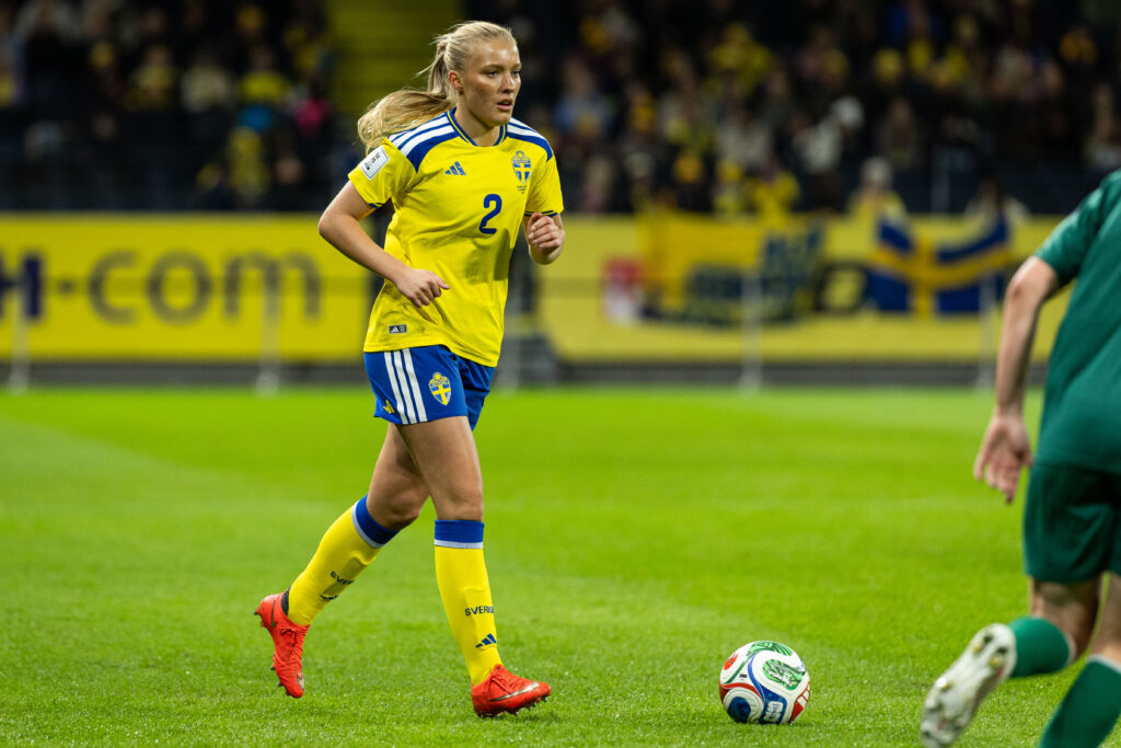 Arsenal 20yo recovers from foot injury to score in 10-0 win 2 SOLNA, SWEDEN - OCTOBER 13: Smilla Holmberg of Sweden during the FIFA Women's World Cup 2027 Women's European Qualifiers Play-offs Round 1 Second Leg between Sweden and Lithuania at Strawberry Arena on October 13, 2026 in Solna, Sweden. (Photo by Michael Campanella/Getty Images)