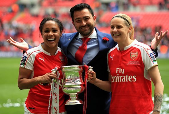 LONDON, ENGLAND - MAY 14:  Arsenal manager Pedro Martinez Losa (C), Alex Scott (L) and Kelly Smith (R) of Arsenal celebrate with the trophy following the SSE Women's FA Cup Final between Arsenal Ladies and Chelsea Ladies at Wembley Stadium on May 14, 2016 in London, England.  (Photo by Ben Hoskins/Getty Images)