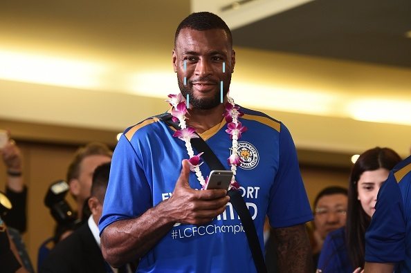 Wes Morgan during his emotional plea to Vardy (Photo credit should read LILLIAN SUWANRUMPHA/AFP/Getty Images)
