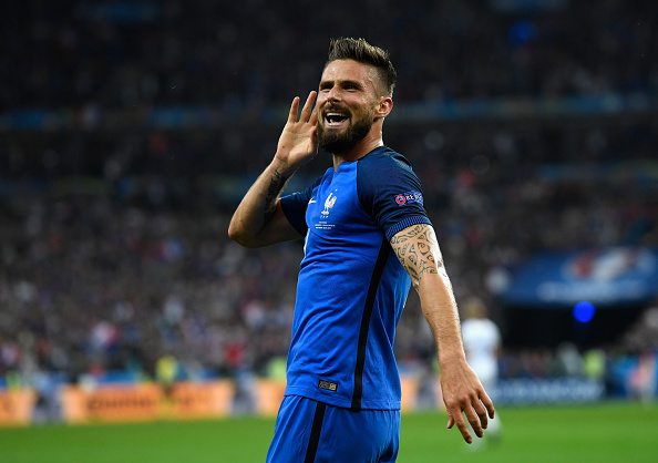PARIS, FRANCE - JULY 03:  Olivier Giroud of France celebrates scoring his team's fifth goal during the UEFA EURO 2016 quarter final match between France and Iceland at Stade de France on July 3, 2016 in Paris, France.  (Photo by Mike Hewitt/Getty Images)