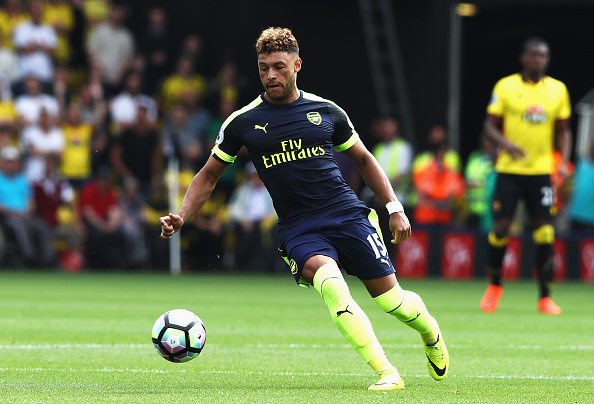 WATFORD, ENGLAND - AUGUST 27: Alex Oxlade-Chamberlain of Arsenal in action during the Premier League match between Watford and Arsenal at Vicarage Road on August 27, 2016 in Watford, England. (Photo by David Rogers/Getty Images)