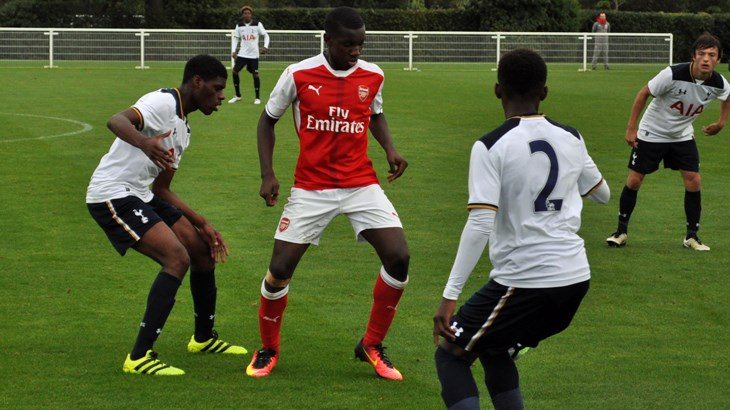 Edward Nketiah (centre) in action during Saturday's north London derby. (Photo source: Tottenham's official website) 
