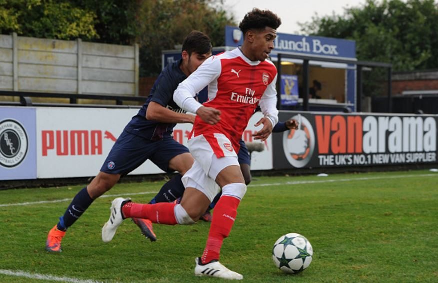 Reiss Nelson (R) was a constant threat down the channels, both with and without the ball at his feet. Always driving forward towards defenders, he was fouled on numerous occasions and continued to impress, despite not getting himself on the scoresheet this time around. (Photo source: Getty Images)