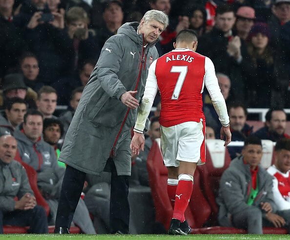 LONDON, ENGLAND - DECEMBER 10: Arsene Wenger, Manager of Arsenal (L) embraces Alexis Sanchez of Arsenal (R) after he is subbed during the Premier League match between Arsenal and Stoke City at the Emirates Stadium on December 10, 2016 in London, England. (Photo by Clive Rose/Getty Images)