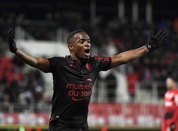 Nice's French midfielder Wylan Cyprien celebrates after scoring a goal during the French L1 football match Dijon (DFCO) against OGC Nice on March 4, 2017 at the Gaston-Gerard Stadium in Dijon, central eastern France. / AFP PHOTO / PHILIPPE DESMAZES 
