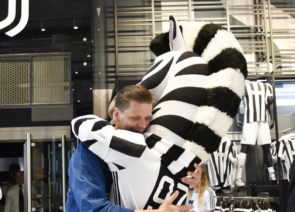 Woj and Zebra