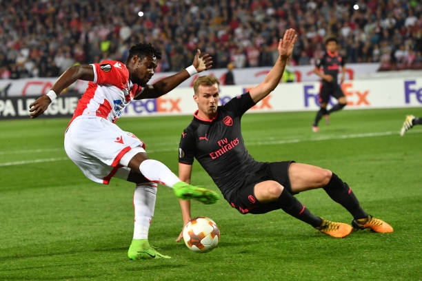 rob holding red star